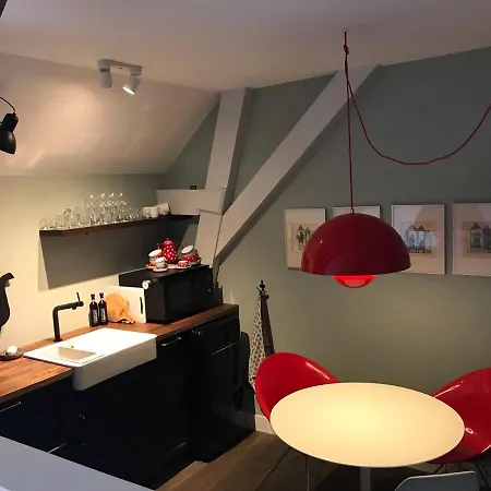 住宿加早餐酒店 Logeren Bij De Burgemeester Stad aan 't Haringvliet