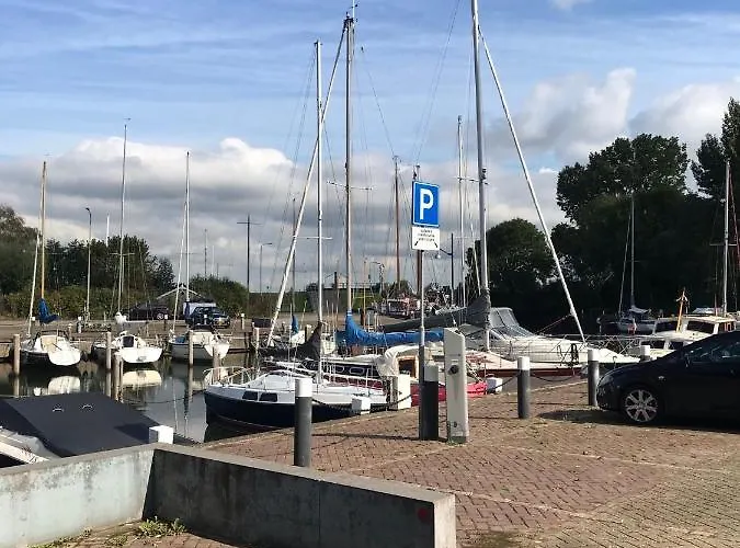 Logeren Bij De Burgemeester Bed and Breakfast